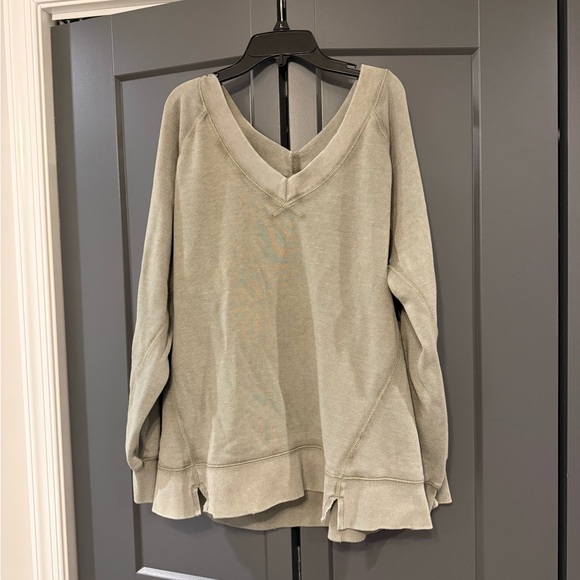 aerie Tops - Aerie Olive Green Sweatshirt